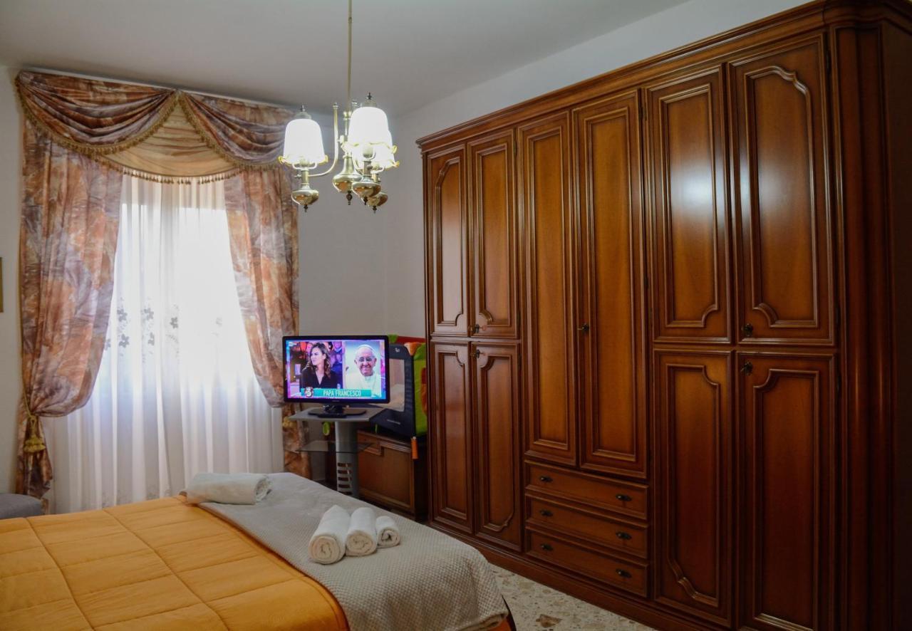 Residenza Margherita - Centralissima ساليرنو المظهر الخارجي الصورة