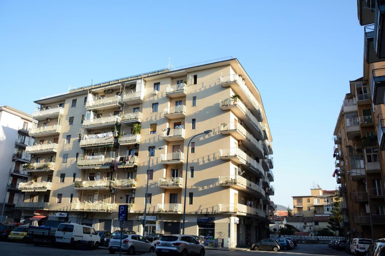 Residenza Margherita - Centralissima ساليرنو المظهر الخارجي الصورة