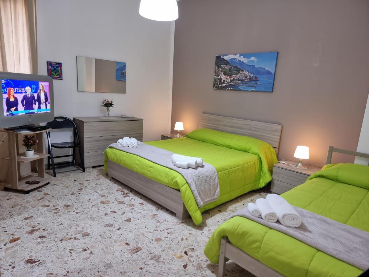 Residenza Margherita - Centralissima ساليرنو المظهر الخارجي الصورة